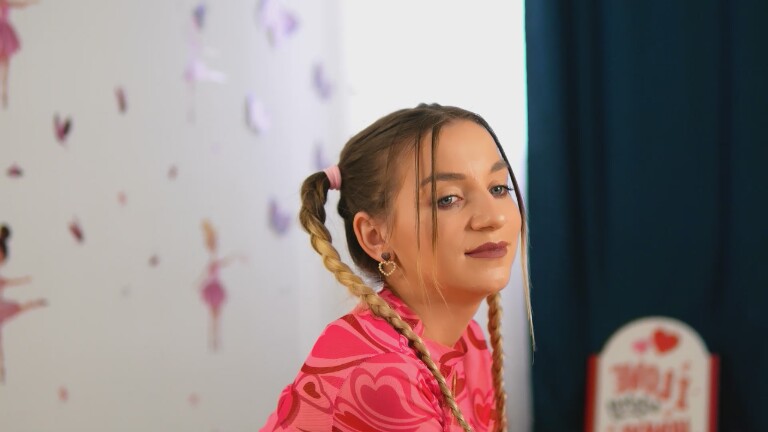 SkyEyesLuna's Streamate show and profile