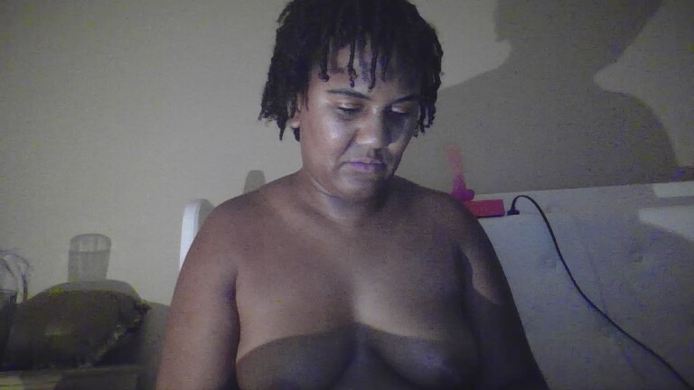 NikolePlays's Streamate show and profile