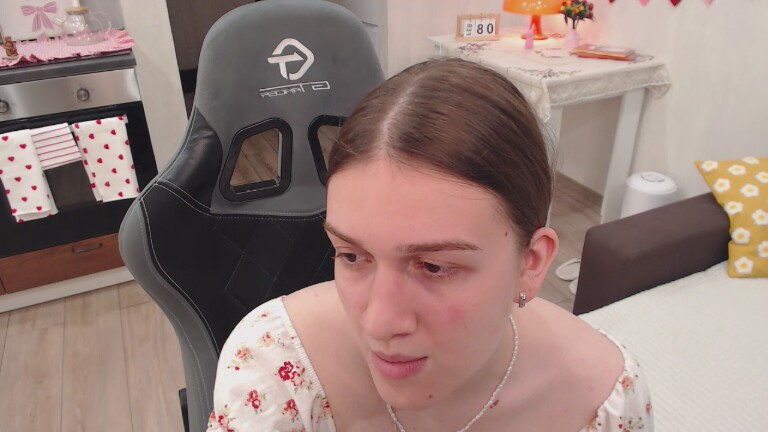 AlinaBabyGirl's Streamate show and profile