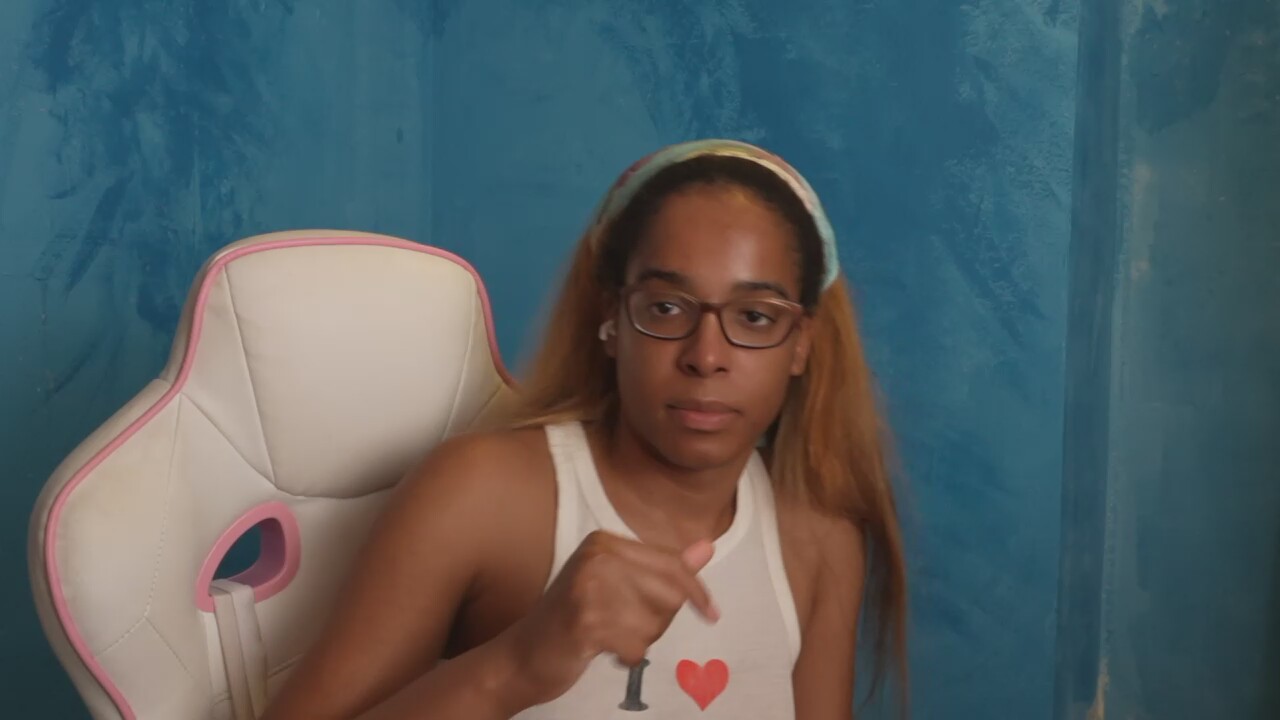 CaitlinCoxxx
