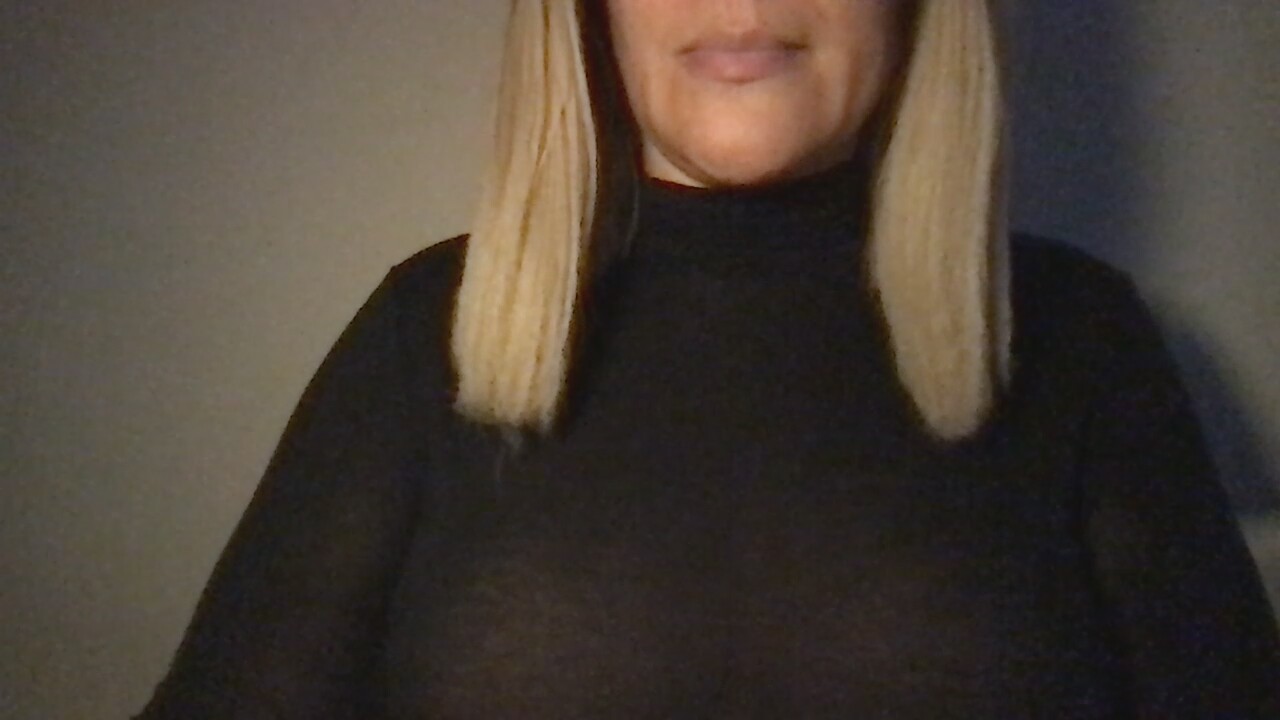 MistressLouUK