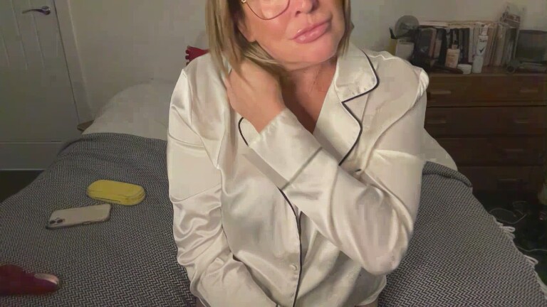 AmberGreenxox's Streamate show and profile