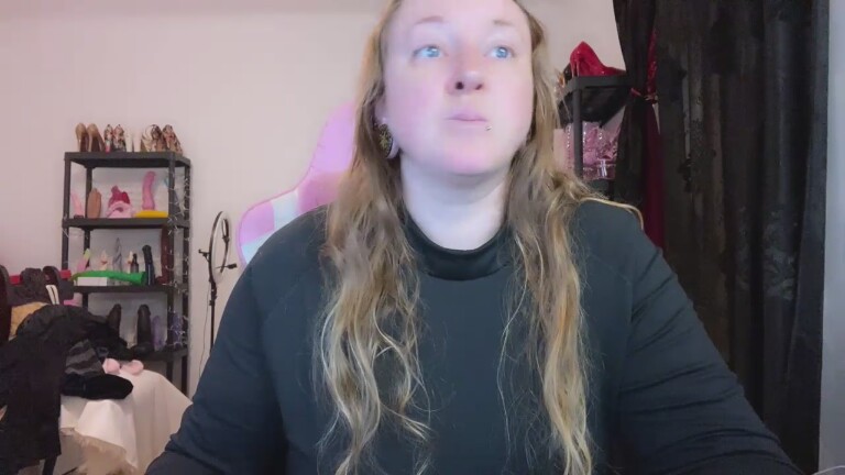 GoddessKisica's Streamate show and profile